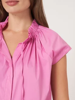 Bluse Mit Gerafftem Halsausschnitt Mit Bandchen