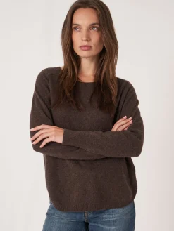 Kaschmirpullover Mit Rundem Saum Und U-Boot-Ausschnitt