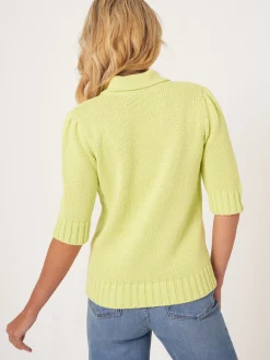 Kurzarm-Pullover Aus Größem Rippenstrick