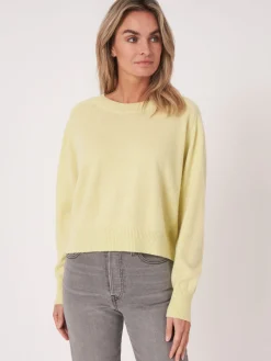 Kurzer Bio-Kaschmir-Raglan-Pullover