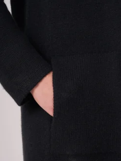 Luxuriose Grobstrickjacke Aus Bio-Kaschmir