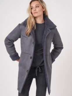 Mittellanger Faux Shearling Mäntel Mit Wendefunktion