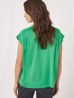 Oversized Geknopftes Blusentop Aus Seide