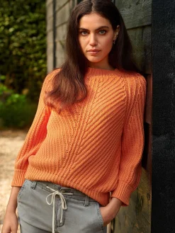 Pullover Aus Größem Rippenstrick Mit Kurzen Puffarmeln