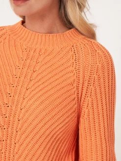 Pullover Aus Größem Rippenstrick Mit Kurzen Puffarmeln