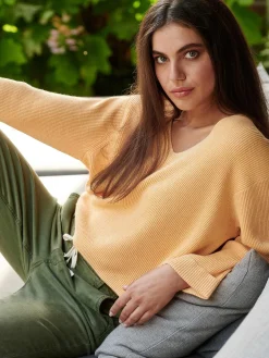 Pullover Aus Kaschmir-Baumwollmischung Mit Feiner Rippstruktur