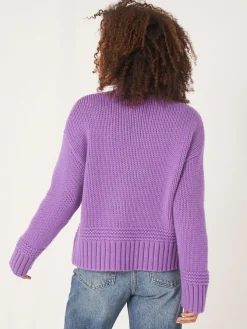 Pullover Mit Stehkragen Mit Geripptem Saum Und Strick-Details