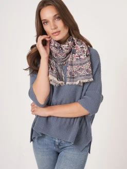 Quadratischer Schal Aus Modal-Kaschmir-Mischung Mit Blumenprint
