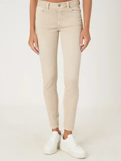 Straight-Cut Jeans