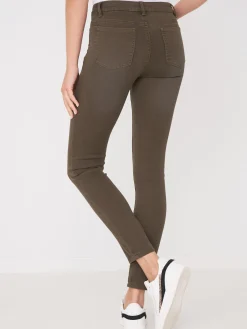 Straight-Cut Jeans