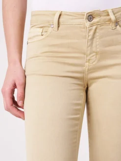 Straight-Cut Jeans