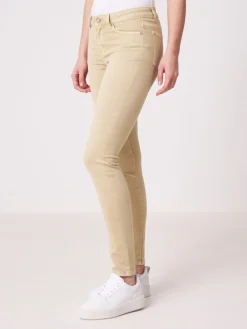 Straight-Cut Jeans