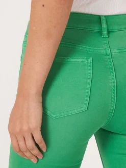 Straight-Cut Jeans