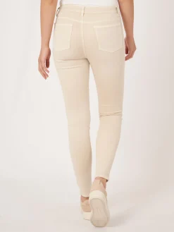 Straight-Cut Jeans