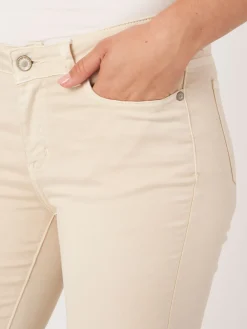 Straight-Cut Jeans