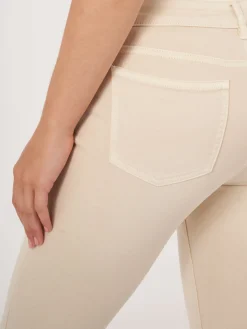 Straight-Cut Jeans