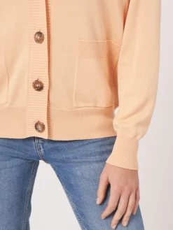 Strickjacke Aus Baumwollmischung Mit Knopfen Und Taschen