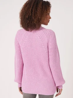 Strickjacke Aus Größem Rippenstrick Mit Wellenschliff Am Saum