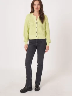 Strickjacke Aus Größem Rippenstrick Mit Puffarmeln