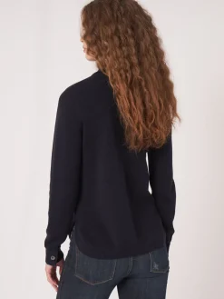 Strickjacke Mit Hemdkragen Und Taschen