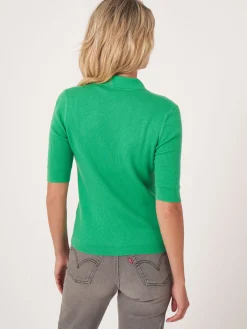 Strickjacke Mit Polokragen Und Kurzen Armeln Aus Superfeinem Rippenstrick