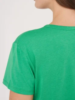 T-Shirt Mit V-Ausschnitt Und Brusttasche