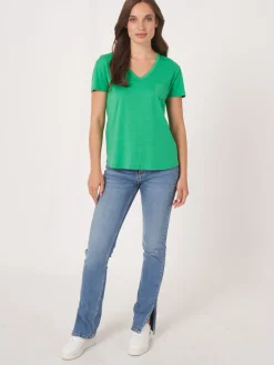 T-Shirt Mit V-Ausschnitt Und Brusttasche