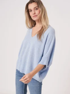 Ubergroser Armelloser Bio-Kaschmir-Pullover