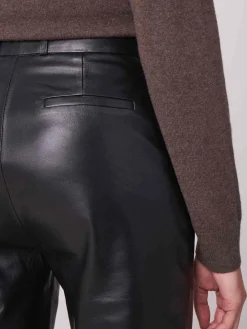 Weite Lederhose